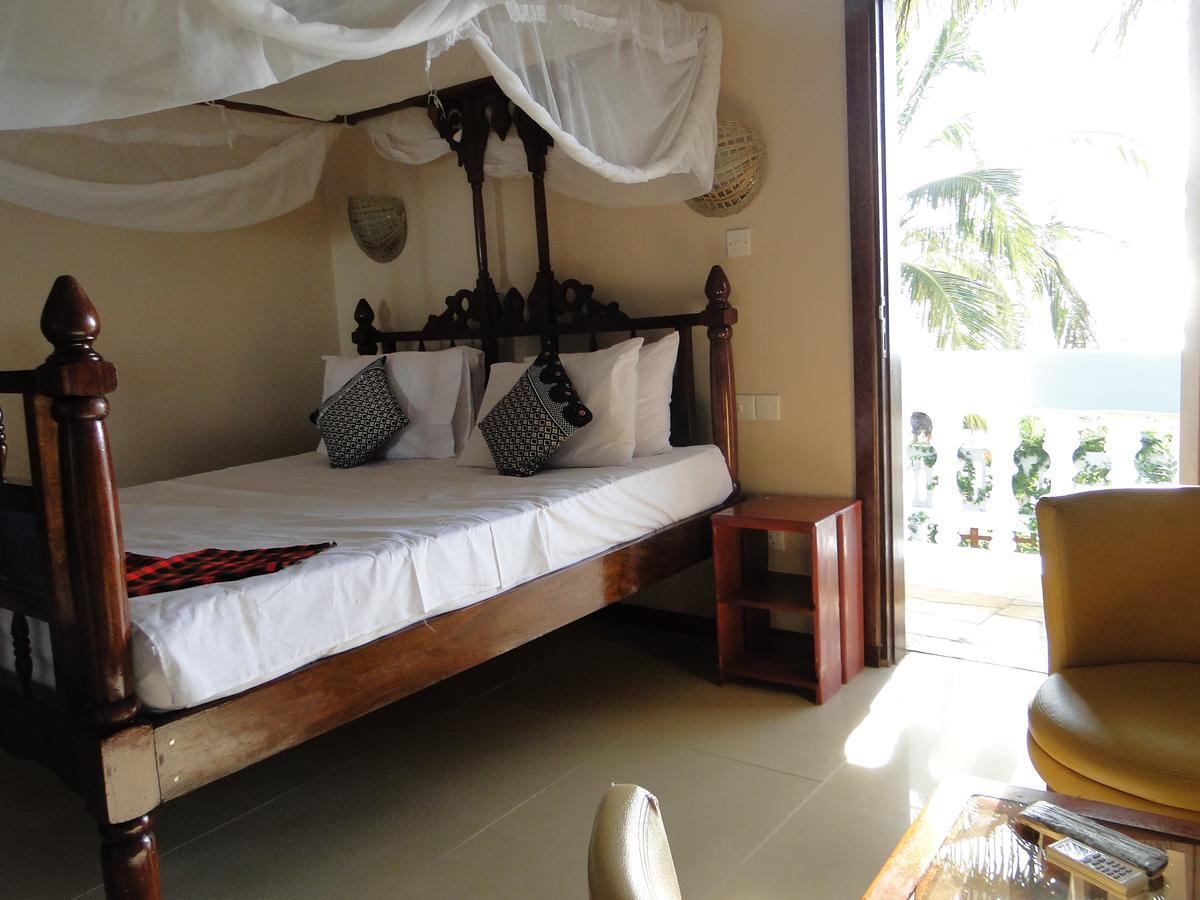 Pwani Silver Sand Beach Hotel Zanzibar Bagian luar foto