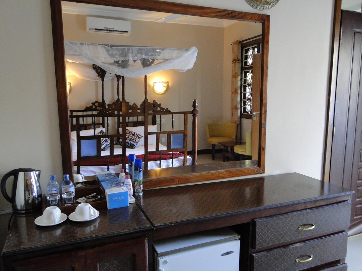 Pwani Silver Sand Beach Hotel Zanzibar Bagian luar foto
