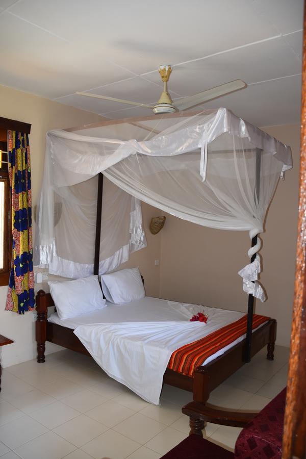 Pwani Silver Sand Beach Hotel Zanzibar Bagian luar foto