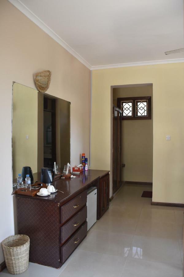 Pwani Silver Sand Beach Hotel Zanzibar Bagian luar foto