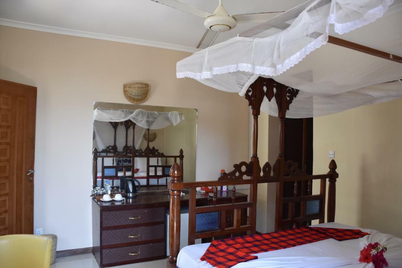 Pwani Silver Sand Beach Hotel Zanzibar Bagian luar foto