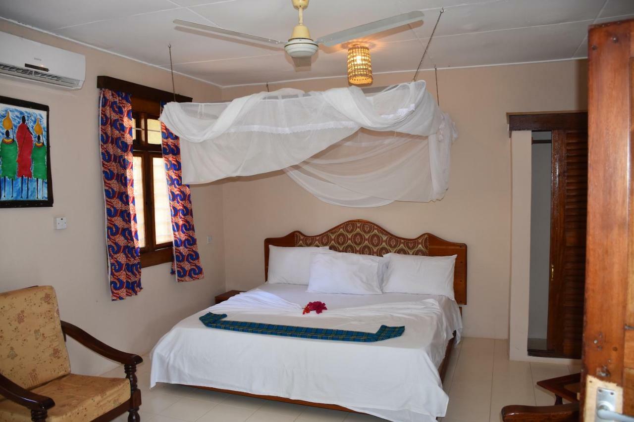 Pwani Silver Sand Beach Hotel Zanzibar Bagian luar foto